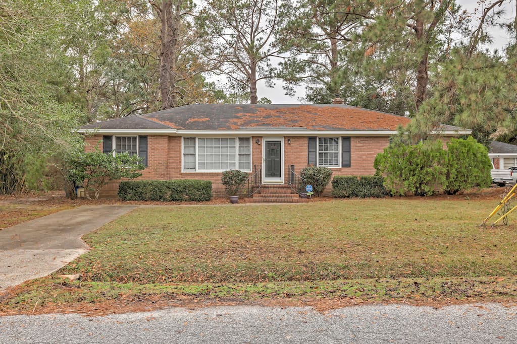 This home makes it easy to explore the vibrant town!