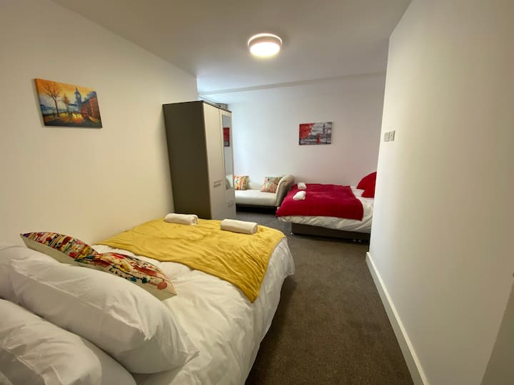 ApartmentModernPrivate BathroomRear Ground Flats for Rent in