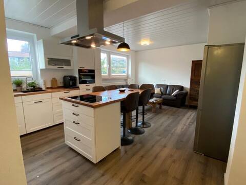 Very central bright apartment
