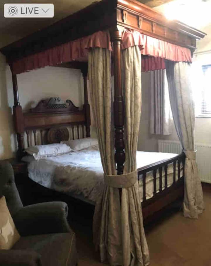 غرفة النوم 1