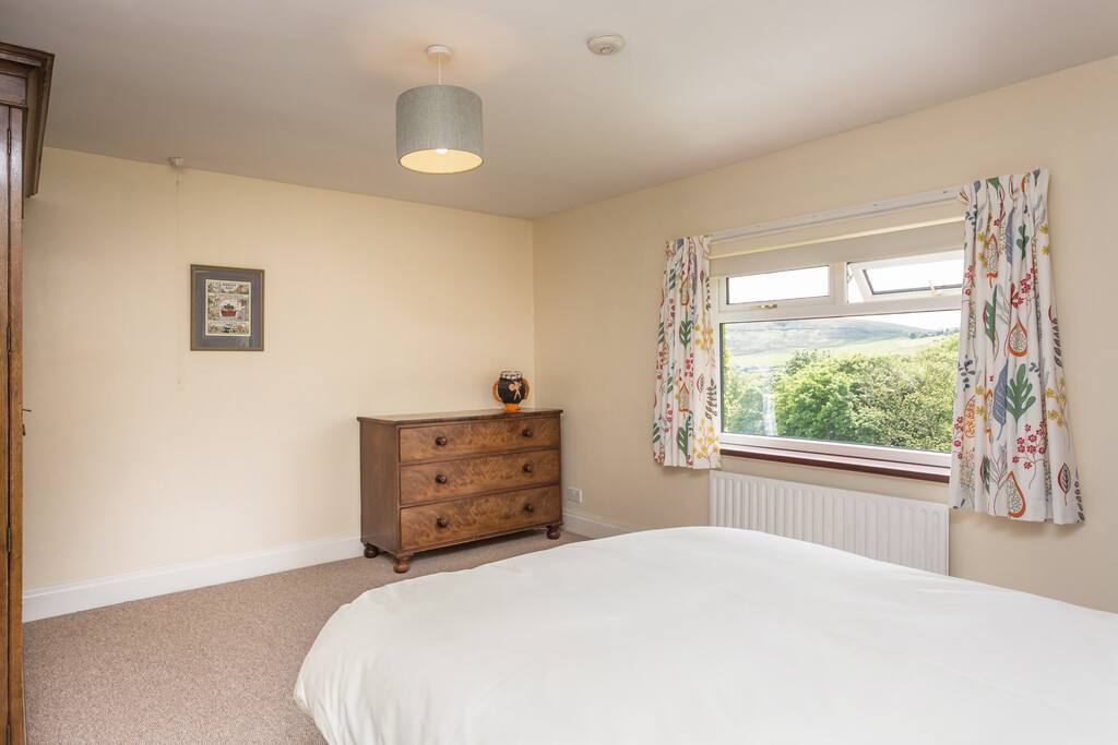 Bed 3