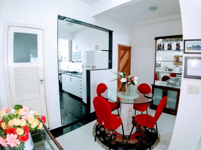 Copacabana 3 qtos 4/7pessoas 02 quadras da praia gallery image 3