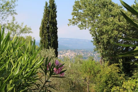 Charming house with great views, ideal for family