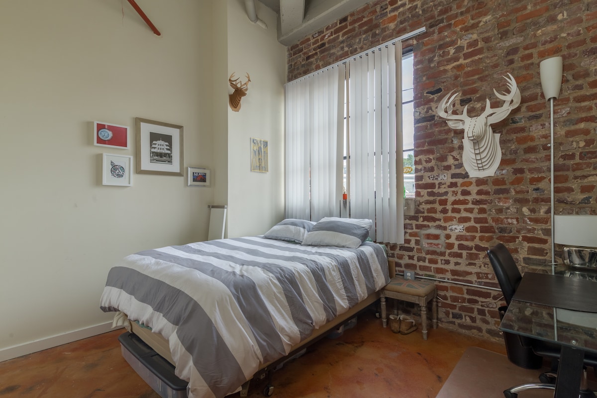 Picture of Exposed Brick Loft - Photos & Ideas | Houzz