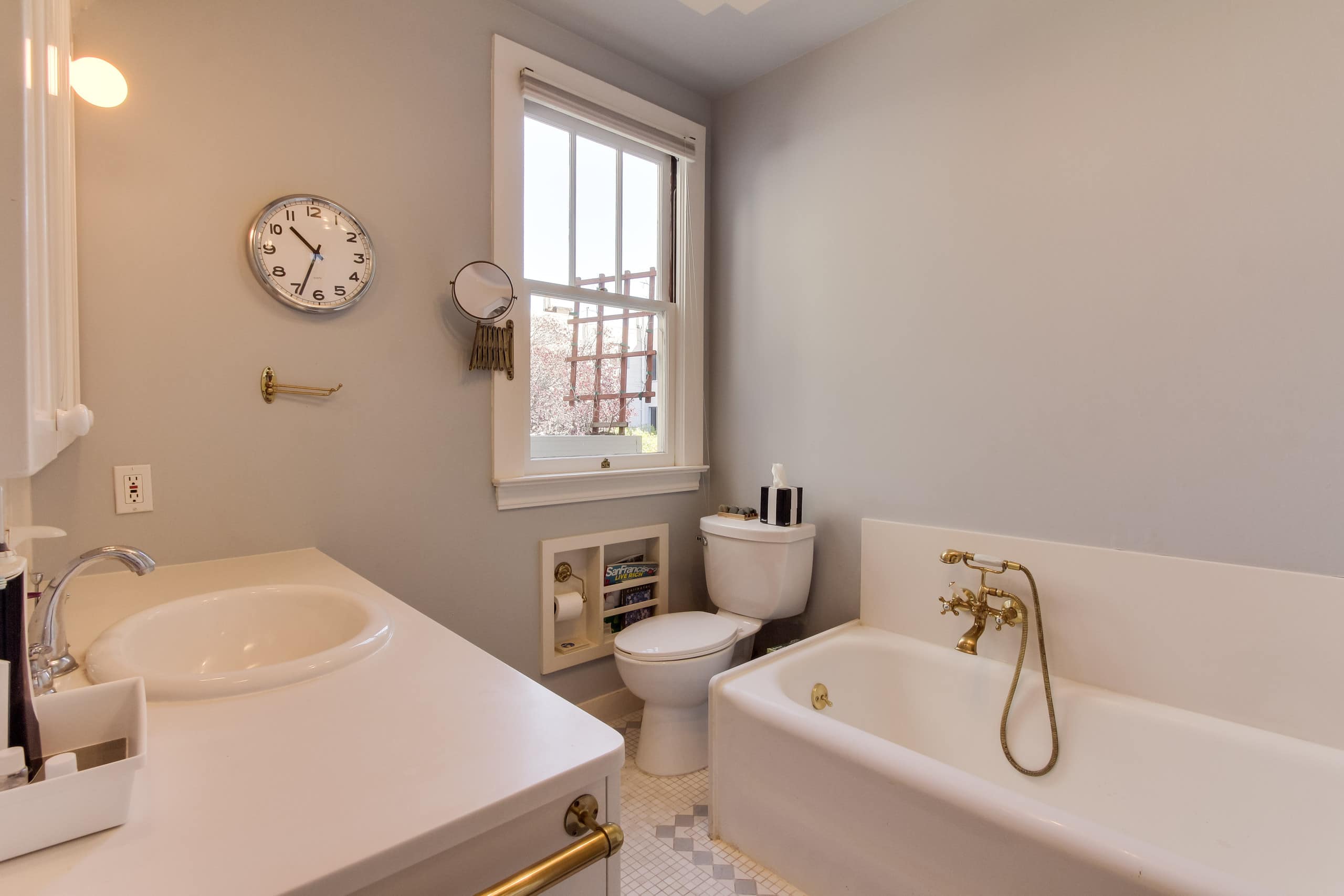 Home in San Francisco · ★4.92 · 3 bedrooms · 3 beds · 2 baths - Image 24