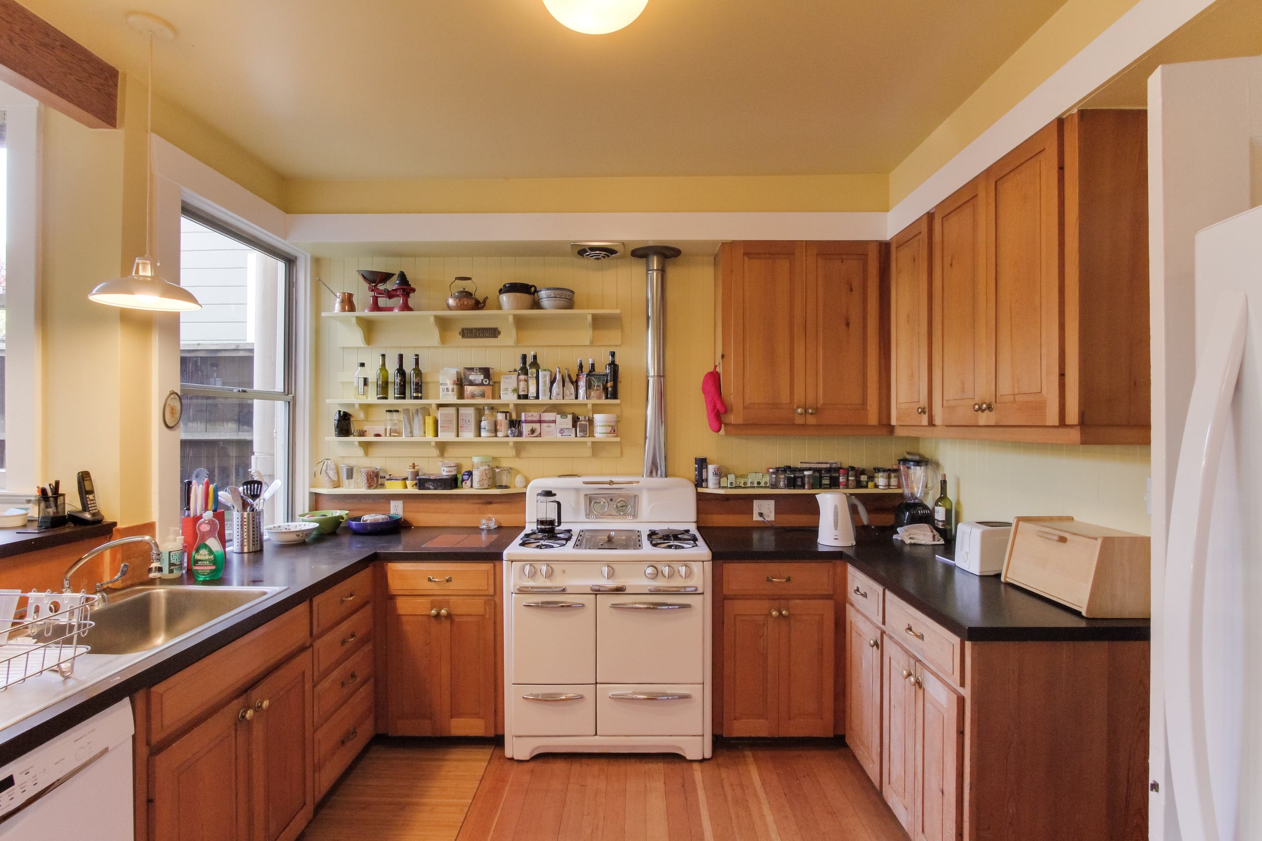 Home in San Francisco · ★4.92 · 3 bedrooms · 3 beds · 2 baths - Image 14