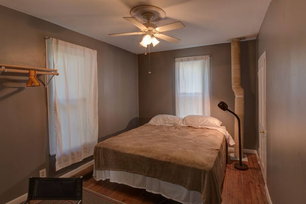 Master bedroom king size brand new sterns/foster four seasons mattress...so comfortable