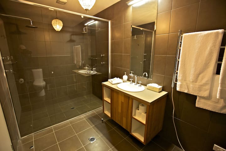 listing_image