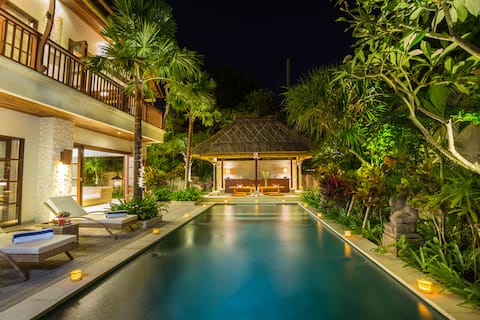 Stunning 4BR Villa with Private Pool Sanur Beach