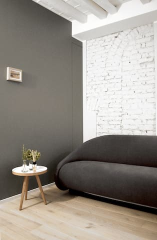 MOODERN STUDIO J - Milan city center- P.ta Venezia