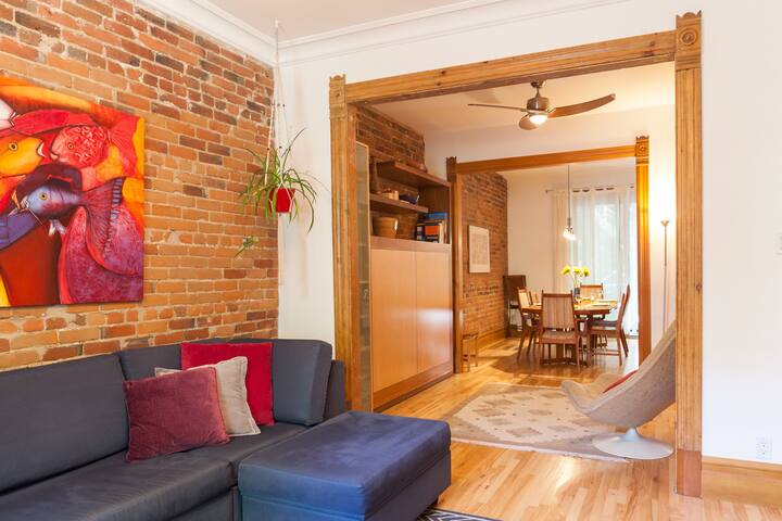 2 Floors in Superb Plateau Home gallery image 2