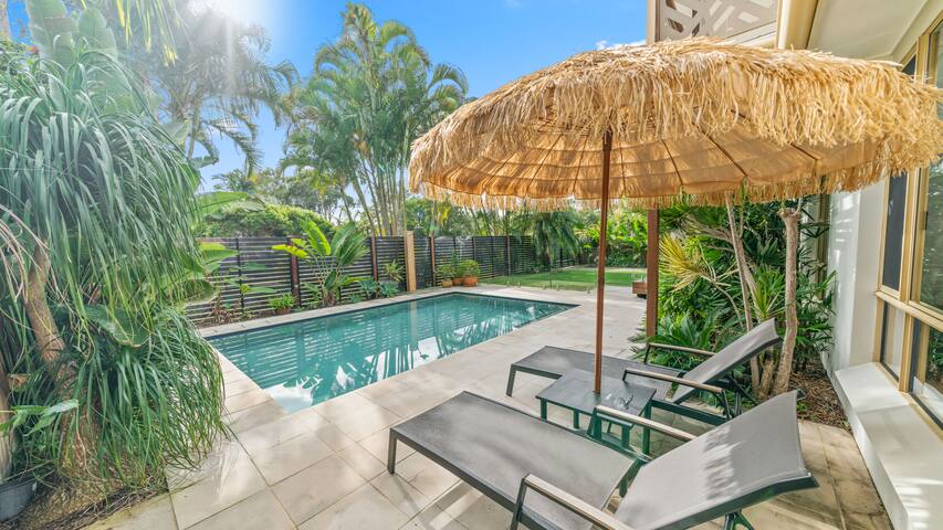 KINGSLEY BEACH HOUSE gallery image 3