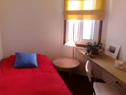 Habitación y desayuno en el centro