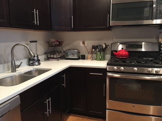 K3 4 BR Crashpad Mayfair flat