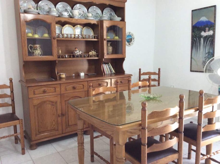 Living , dining area