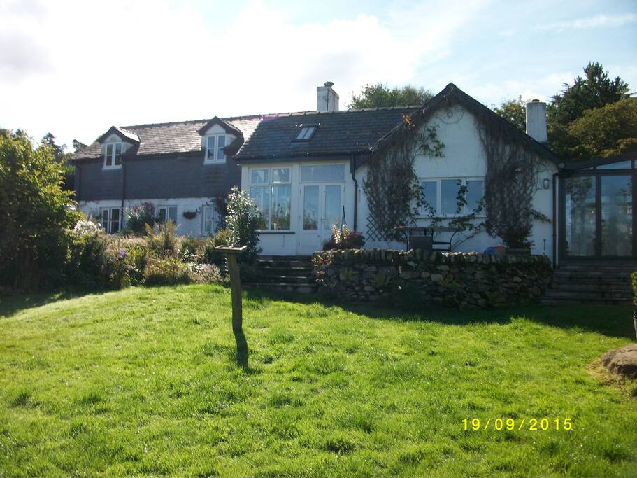 Snowdonia cottage with great views & good food (2) Cottages for Rent