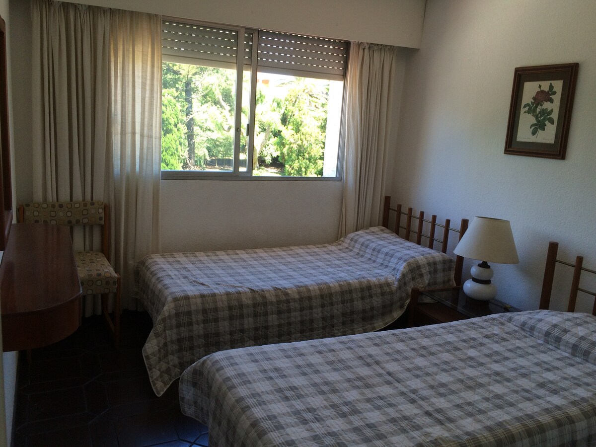 2e chambre avec 2 lits