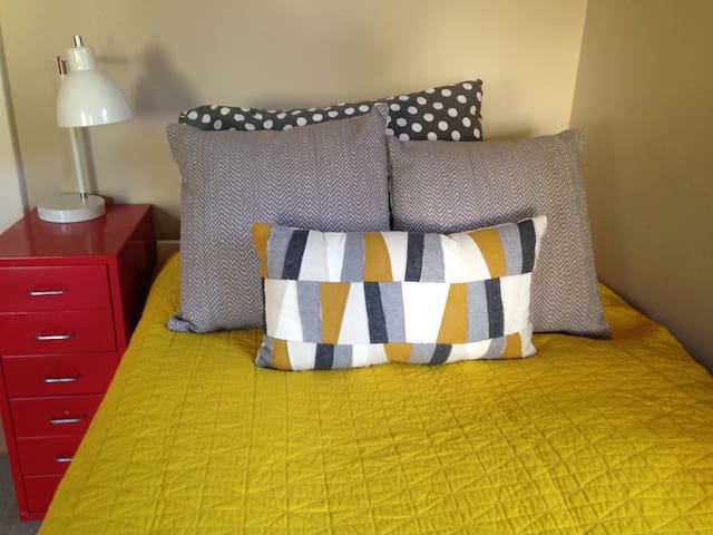 Private entrance, private bathroom!