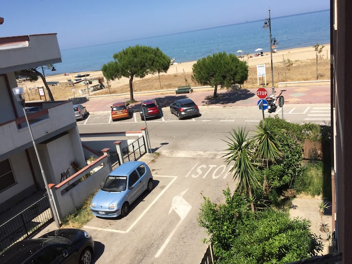 Appartamento Mare. Bandiera Blu - Pineto