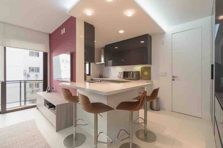 IPANEMA SUPER TOP FLAT 2 SUITES QUADRA DA PRAIA gallery image 4