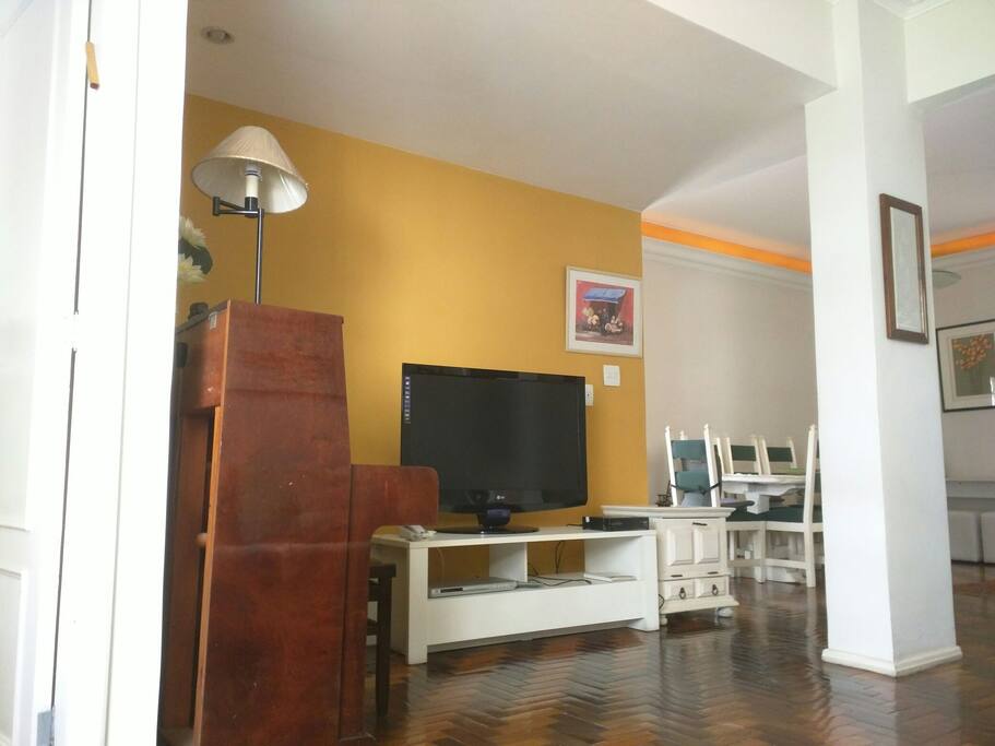 TV na sala de estar