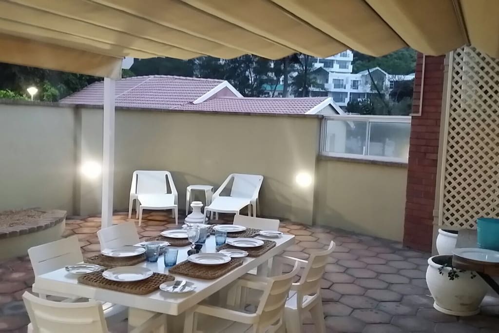 Adjustable Awning for those hot Durban Days.