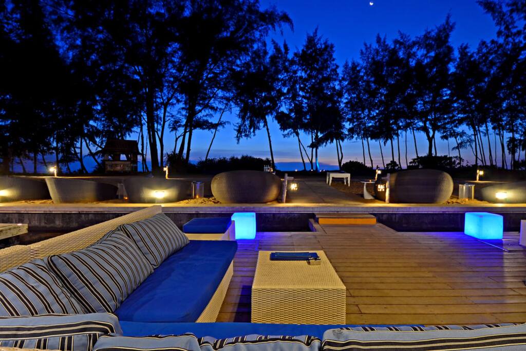 Blue Bar