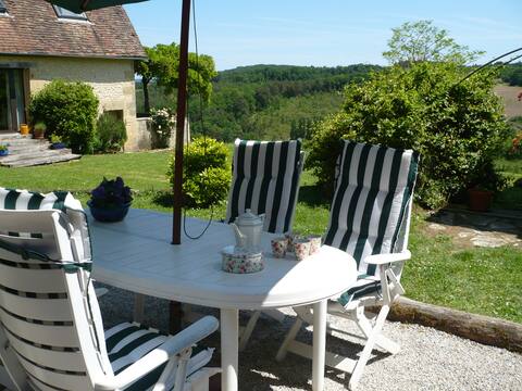 Idyllic Le Phénix, great view, private pool/garden
