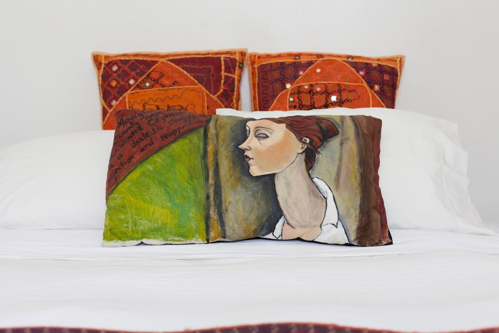 Art on the cushions
