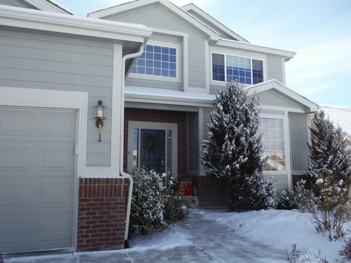 5500 Sq Ft Social Distance Haven 1 Mile From Usafa - 科羅拉多州