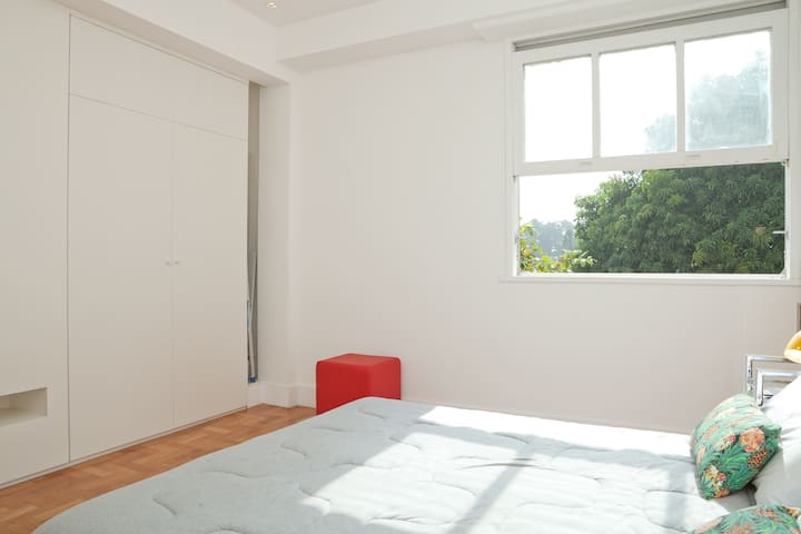 غرفة النوم 2