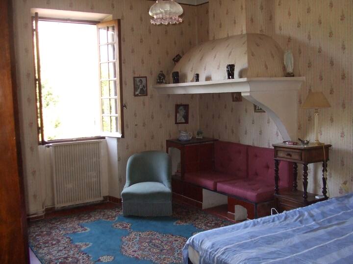 beautiful, big house in Luberon