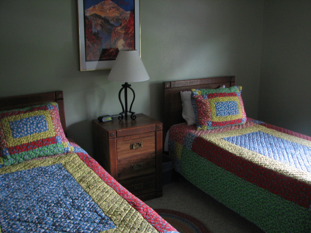 Spálňa s oddelenými posteľami na prízemí č. 1.