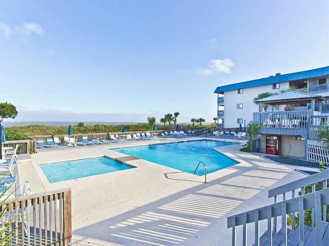 Beachfront Getaway - Tybee Island