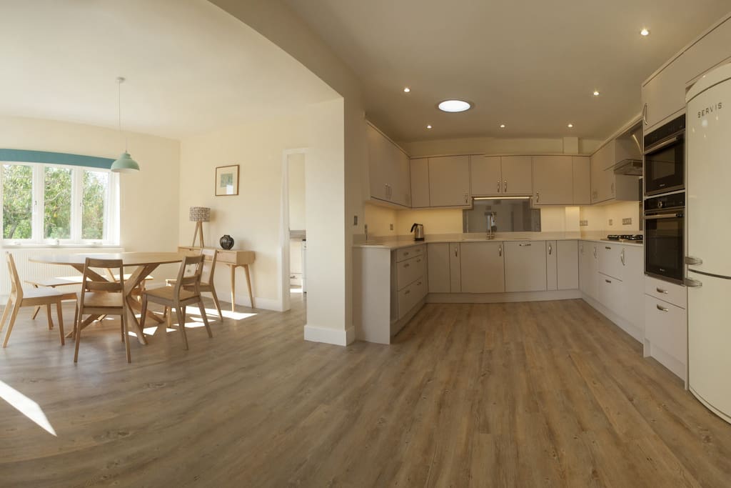 Stunning and Spacious New Purbeck Home Houses for Rent in Langton