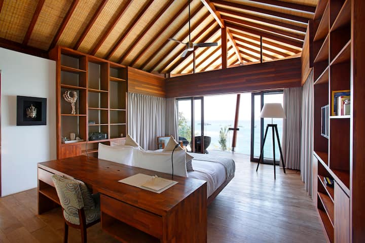 OPERA VILLA LEMBONGAN ISLAND BALI 5 BEDROOM - Villas for ...