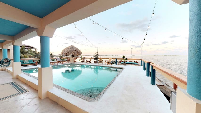 Casa Cafe Guest House