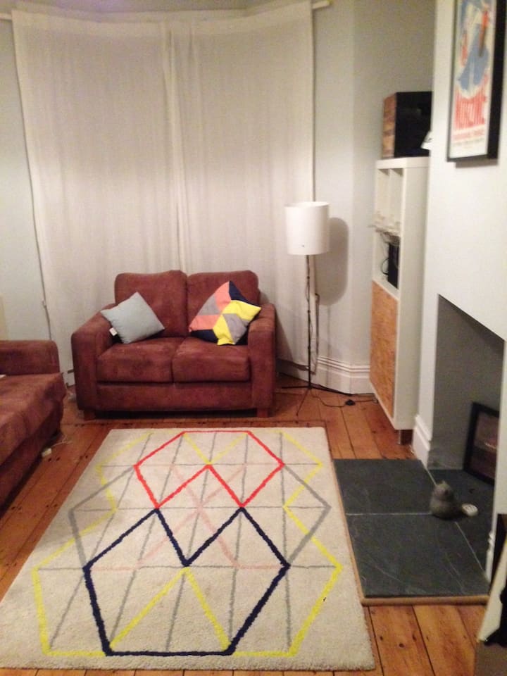 Private Double Room Nr City Centre. - Cardiff