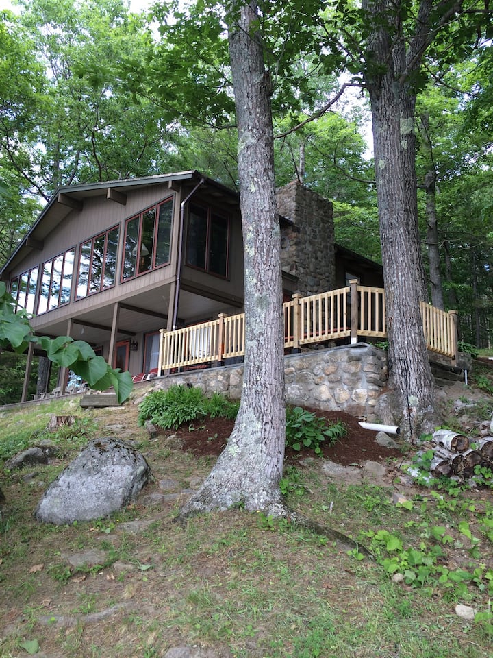 Lake Front Cottage in Harrison, ME Cottages for Rent in Harrison