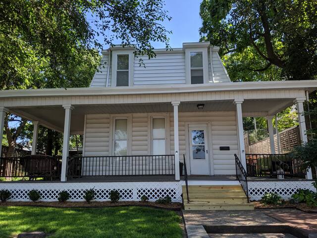 Airbnb Belleville Vacation Rentals Places To Stay Kansas