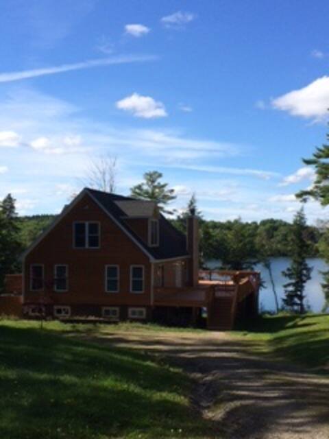 Catskills Mountain House on Lake