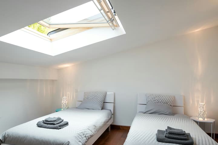 Chumba cha Attic 2 kitanda 90×200