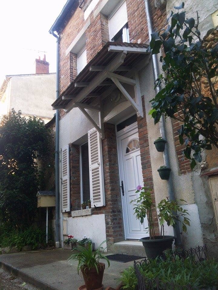 SaintLoupdeGonois Alquileres vacacionales y alojamientos Saint