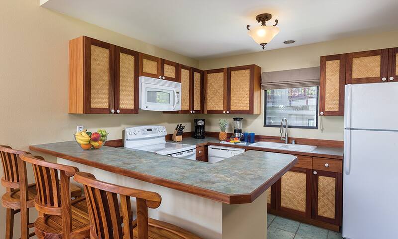 2BR Deluxe Wyndham Kona gallery image 4