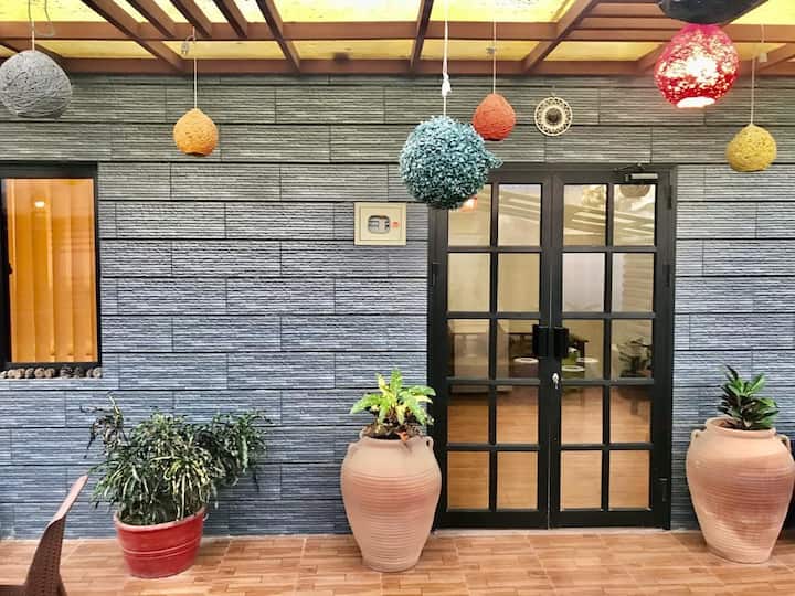 GulshaneIqbal Holiday Rentals & Homes GulshaneIqbal, Karachi