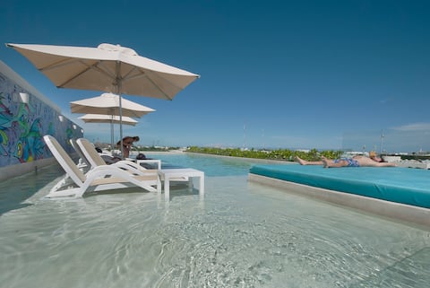 LUXURY CONDO Playa Del Carmen