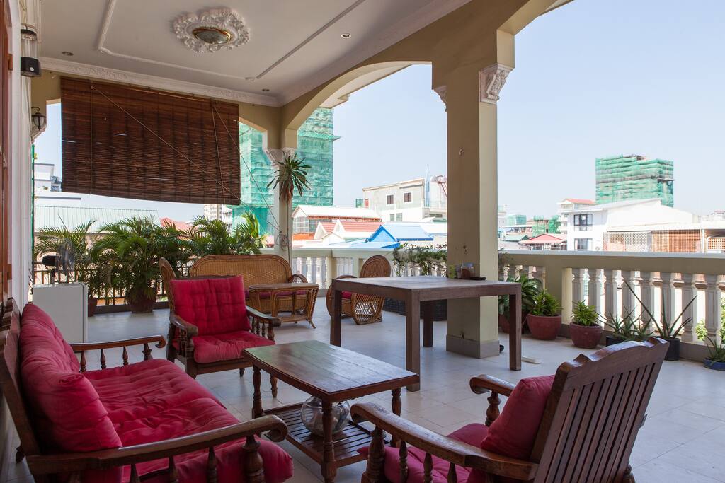 Spacious balcony with a beautiful view!