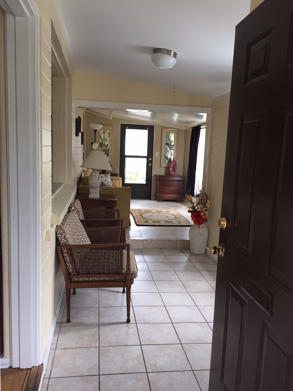 Off to the BEACH! Quiet, Safe,Pet friendly Home