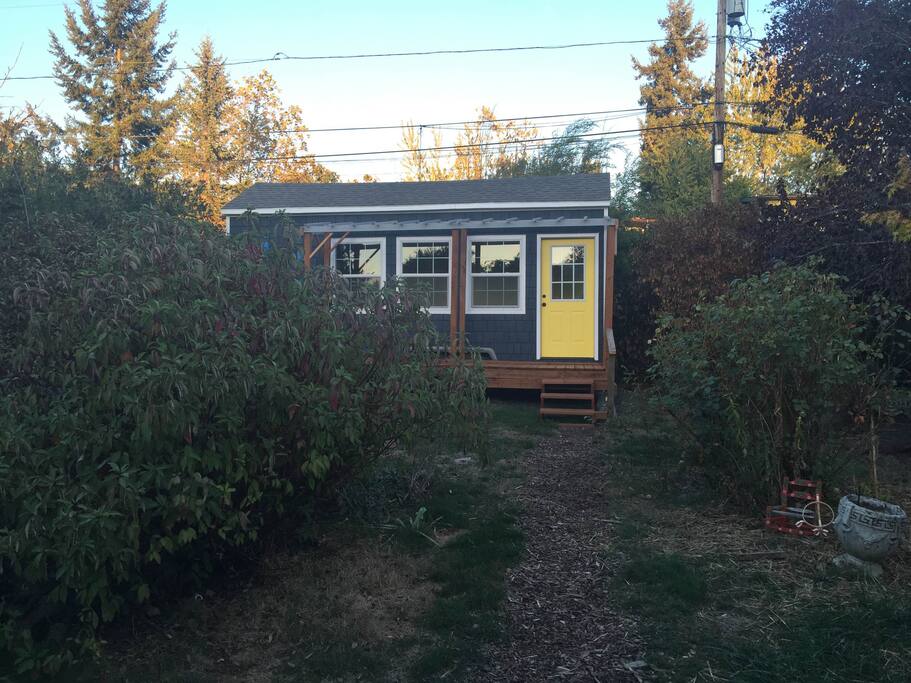 S. Eugene Tiny House/1 mi. from UO Guesthouses for Rent in Eugene