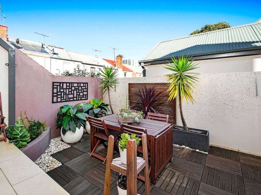 Private courtyard